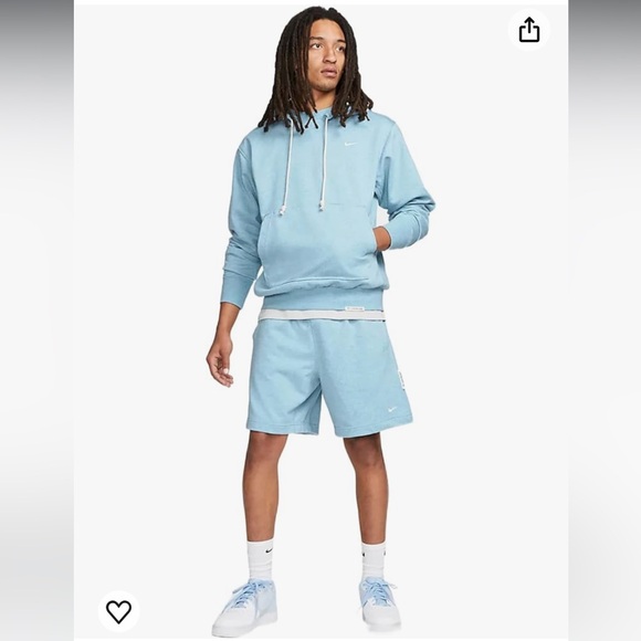 Nike Standard Issue Men's Dri-FIT Pullover Basketball Hoodie (DQ5818-494) Size M - Picture 6 of 12